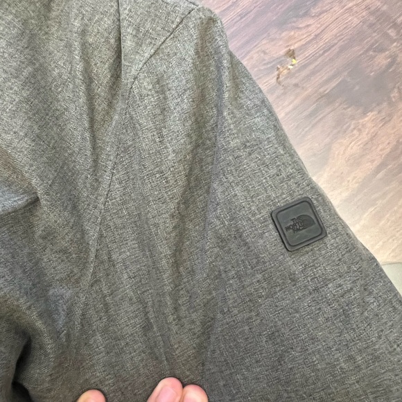 The north face parka jacket - Picture 6 of 7